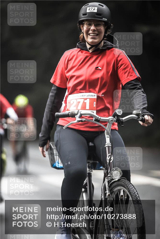 13.09.2026 - Stadtparktriathlon H.Heesch http://msf.ph/oto/10273888 13.09.2026 10:28:19 Radfahren 229, 253, 270, 273, 286, 372, 383, 434, 439 meine-sportfotos.de