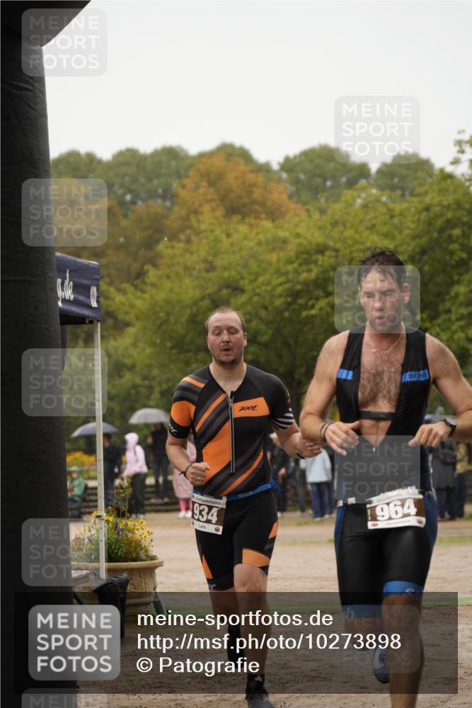13.09.2026 - Stadtparktriathlon Patografie http://msf.ph/oto/10273898 13.09.2026 12:53:40 Ziel 934, 964, 965 meine-sportfotos.de