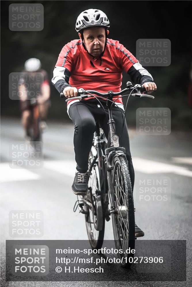 13.09.2026 - Stadtparktriathlon H.Heesch http://msf.ph/oto/10273906 13.09.2026 10:28:21 Radfahren 229, 253, 270, 273, 286, 346, 372, 383, 406, 434, 439 meine-sportfotos.de