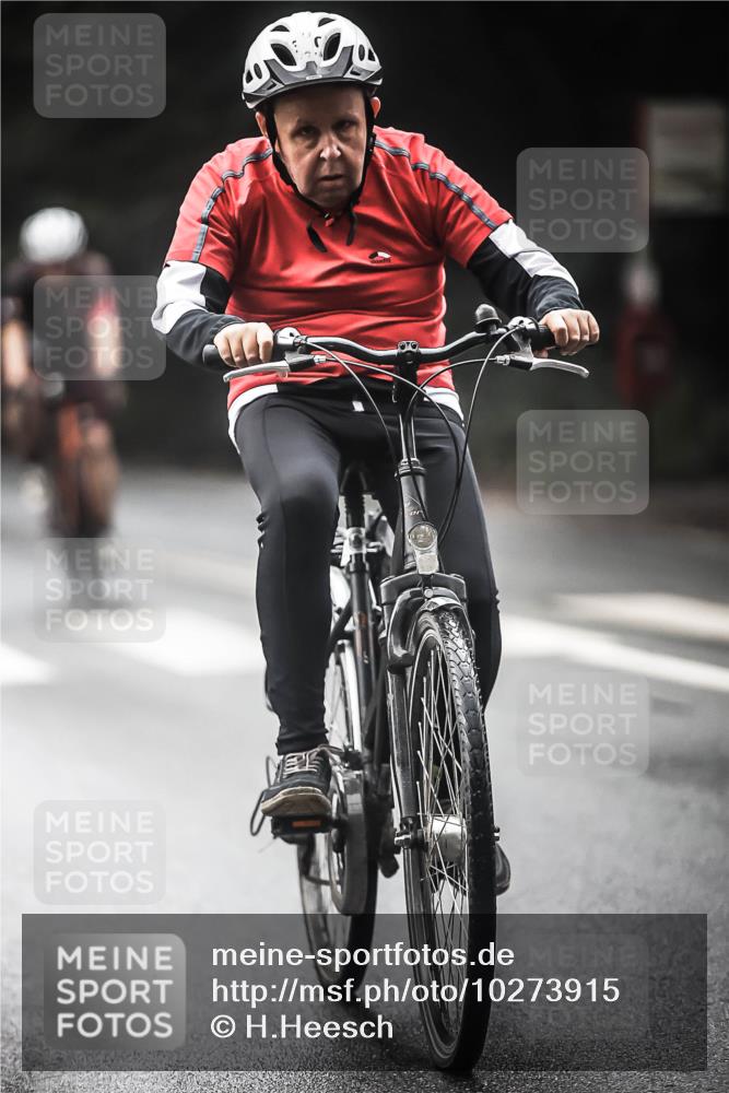 13.09.2026 - Stadtparktriathlon H.Heesch http://msf.ph/oto/10273915 13.09.2026 10:28:22 Radfahren 229, 253, 270, 273, 286, 346, 372, 383, 406, 434 meine-sportfotos.de