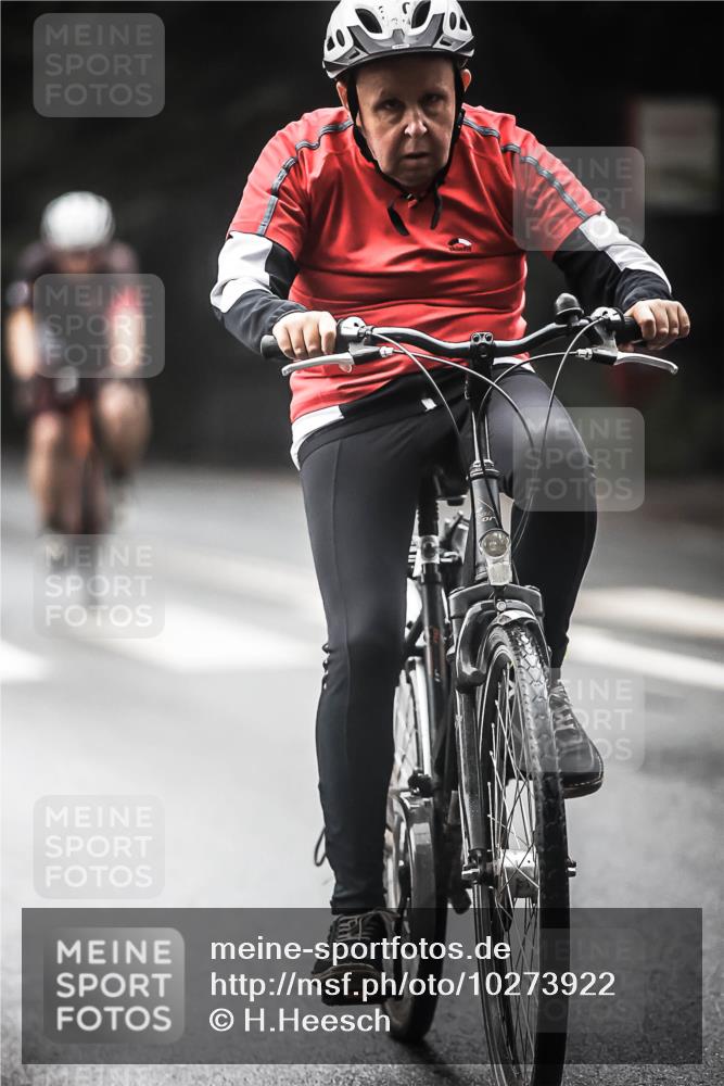 13.09.2026 - Stadtparktriathlon H.Heesch http://msf.ph/oto/10273922 13.09.2026 10:28:22 Radfahren 229, 253, 270, 273, 286, 346, 372, 383, 406, 434 meine-sportfotos.de