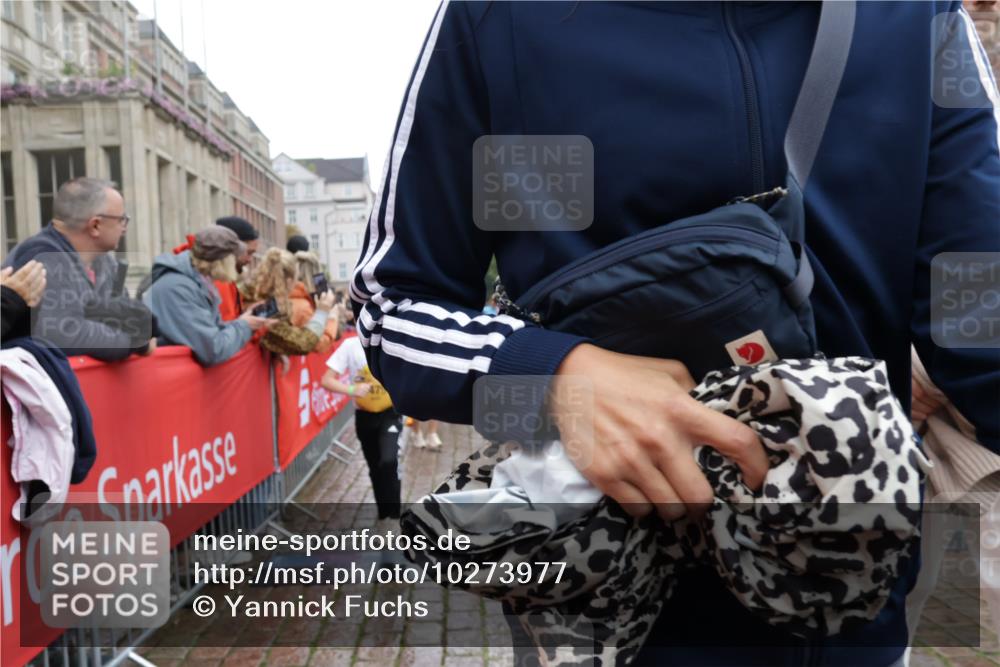 13.09.2026 - Kiel Lauf Yannick Fuchs http://msf.ph/oto/10273977 13.09.2026 08:36:33 Ziel 516, 874, 1407, 1727, 1829, 2464, 3088, 3246, 3532, 3868, 4495, 4500, 5658, 6308, 6452, 6469, 6470, 6474, 6475, 6983, 7059, 7136, 7811, 8804, 9505, 10064, 10891, 11592, 11782, 12504, 71, 308, 440, 464, 465, 569, 690, 740, 832, 858, 923, 1551, 1552, 1648, 1690, 1875, 2310, 2328, 2618, 2621, 2911, 3053, 3149, 3434, 3656, 3689, 4002, 4007, 4473, 4474, 4495, 4500, 5481, 5486, 5499, 5842, 6022, 6101, 6143, 6491, 7128, 1031, 1690, 2618, 3762, 5990, 6446 meine-sportfotos.de