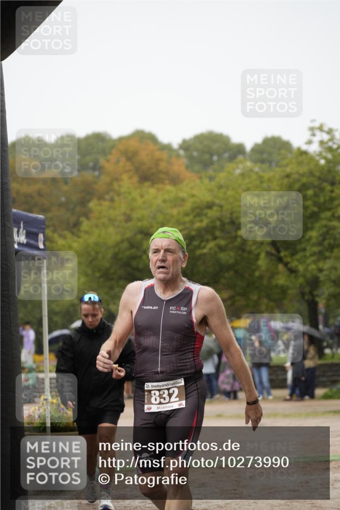 13.09.2026 - Stadtparktriathlon Patografie http://msf.ph/oto/10273990 13.09.2026 12:55:20 Ziel 832, 941 meine-sportfotos.de