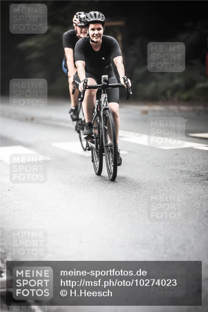 13.09.2026 - Stadtparktriathlon H.Heesch http://msf.ph/oto/10274023 13.09.2026 10:28:30 Radfahren 247, 267, 286, 346, 372, 376, 377, 378, 406, 414 meine-sportfotos.de