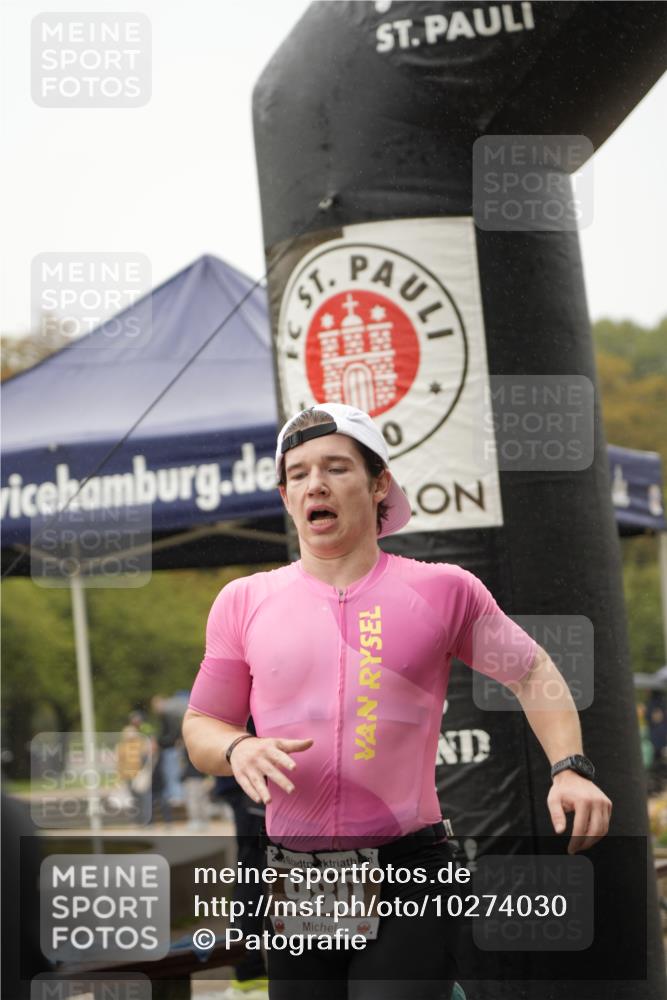 13.09.2026 - Stadtparktriathlon Patografie http://msf.ph/oto/10274030 13.09.2026 12:55:43 Ziel 980, 1037, 1051 meine-sportfotos.de