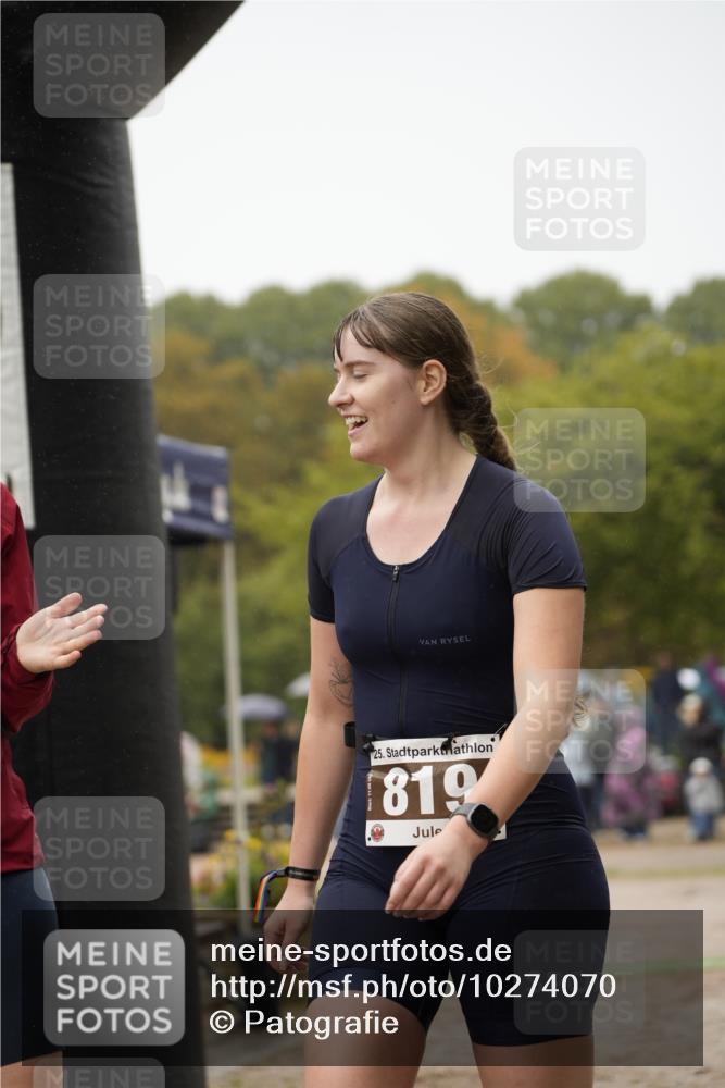 13.09.2026 - Stadtparktriathlon Patografie http://msf.ph/oto/10274070 13.09.2026 12:56:08 Ziel 819, 1053 meine-sportfotos.de