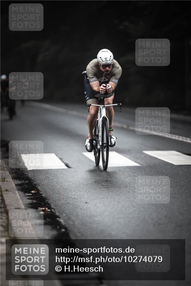 13.09.2026 - Stadtparktriathlon H.Heesch http://msf.ph/oto/10274079 13.09.2026 09:01:55 Radfahren 47, 49, 51, 64, 70, 122 meine-sportfotos.de