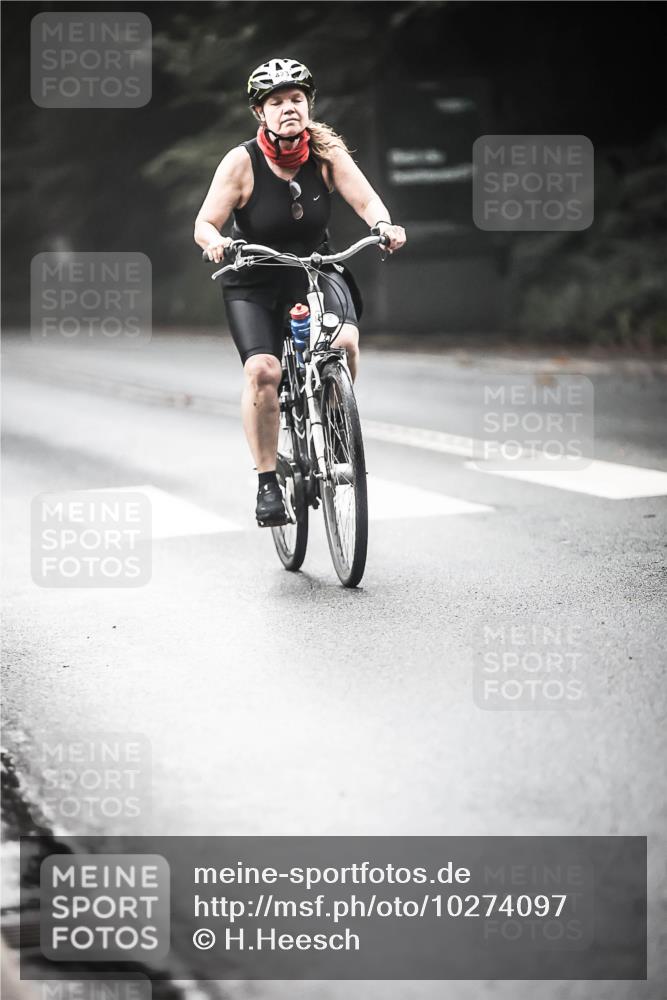 13.09.2026 - Stadtparktriathlon H.Heesch http://msf.ph/oto/10274097 13.09.2026 10:28:37 Radfahren 247, 267, 377, 378, 414, 423 meine-sportfotos.de