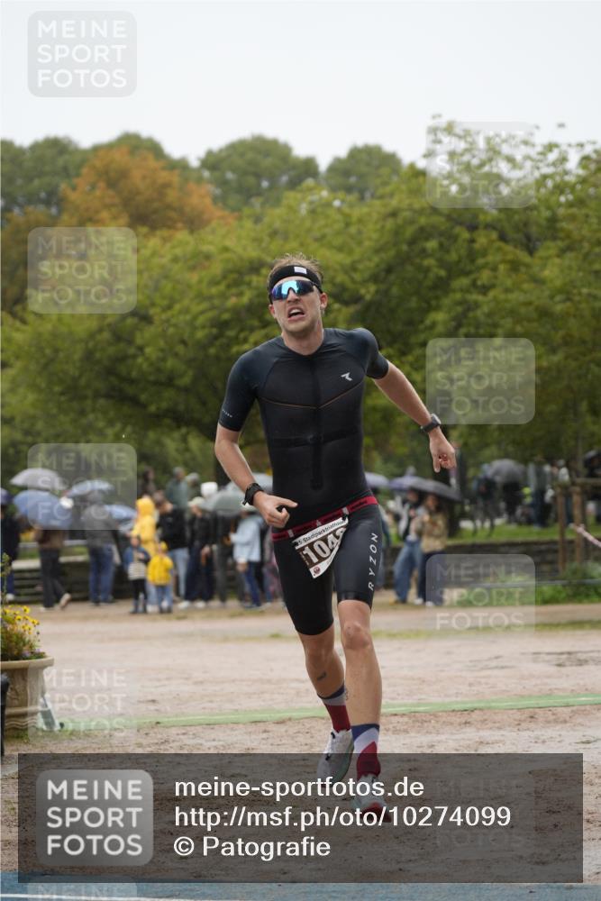 13.09.2026 - Stadtparktriathlon Patografie http://msf.ph/oto/10274099 13.09.2026 12:56:30 Ziel 1048, 1067 meine-sportfotos.de