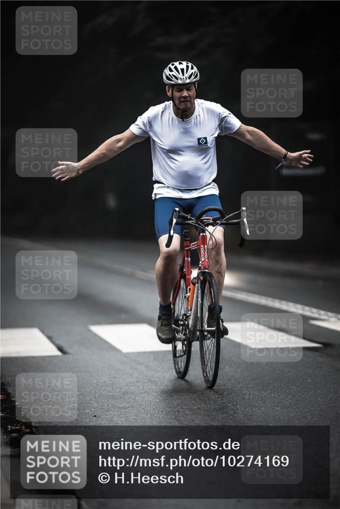 13.09.2026 - Stadtparktriathlon H.Heesch http://msf.ph/oto/10274169 13.09.2026 09:02:03 Radfahren 23, 39, 51, 56, 64, 70, 113, 122 meine-sportfotos.de