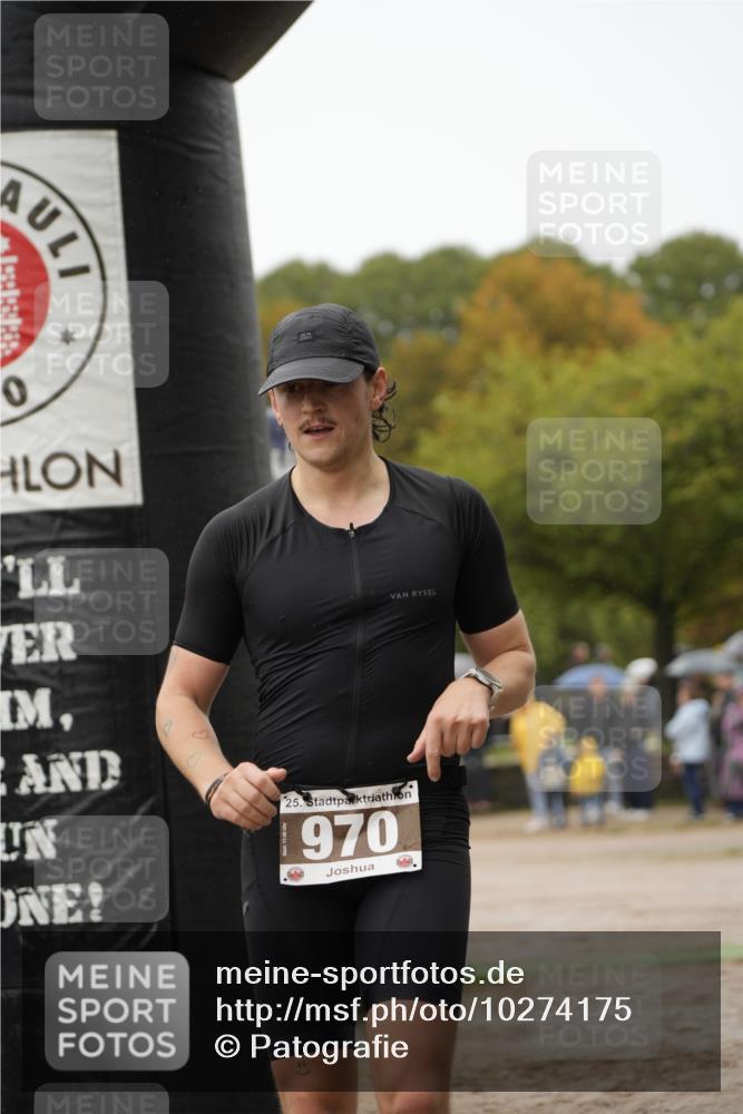 13.09.2026 - Stadtparktriathlon Patografie http://msf.ph/oto/10274175 13.09.2026 12:57:51 Ziel 970 meine-sportfotos.de