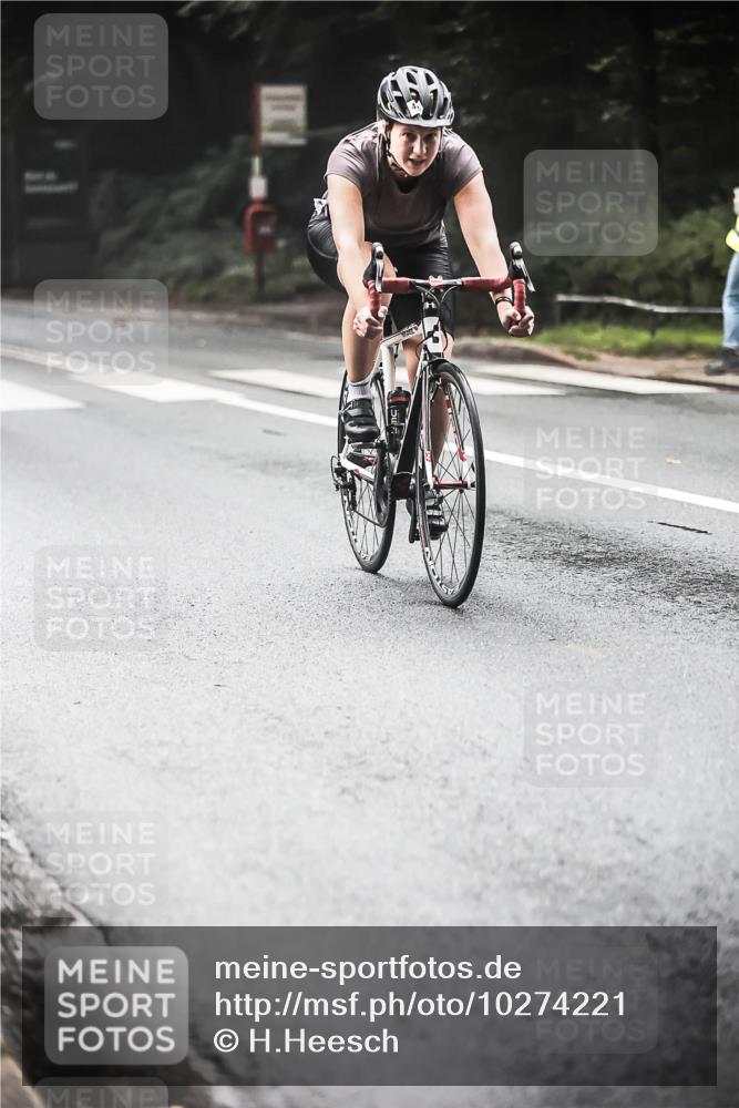 13.09.2026 - Stadtparktriathlon H.Heesch http://msf.ph/oto/10274221 13.09.2026 10:29:04 Radfahren 334, 335, 354, 381, 419, 429, 432, 452 meine-sportfotos.de