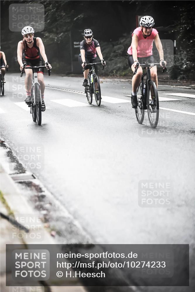 13.09.2026 - Stadtparktriathlon H.Heesch http://msf.ph/oto/10274233 13.09.2026 10:29:05 Radfahren 334, 335, 354, 381, 419, 429, 432, 452 meine-sportfotos.de