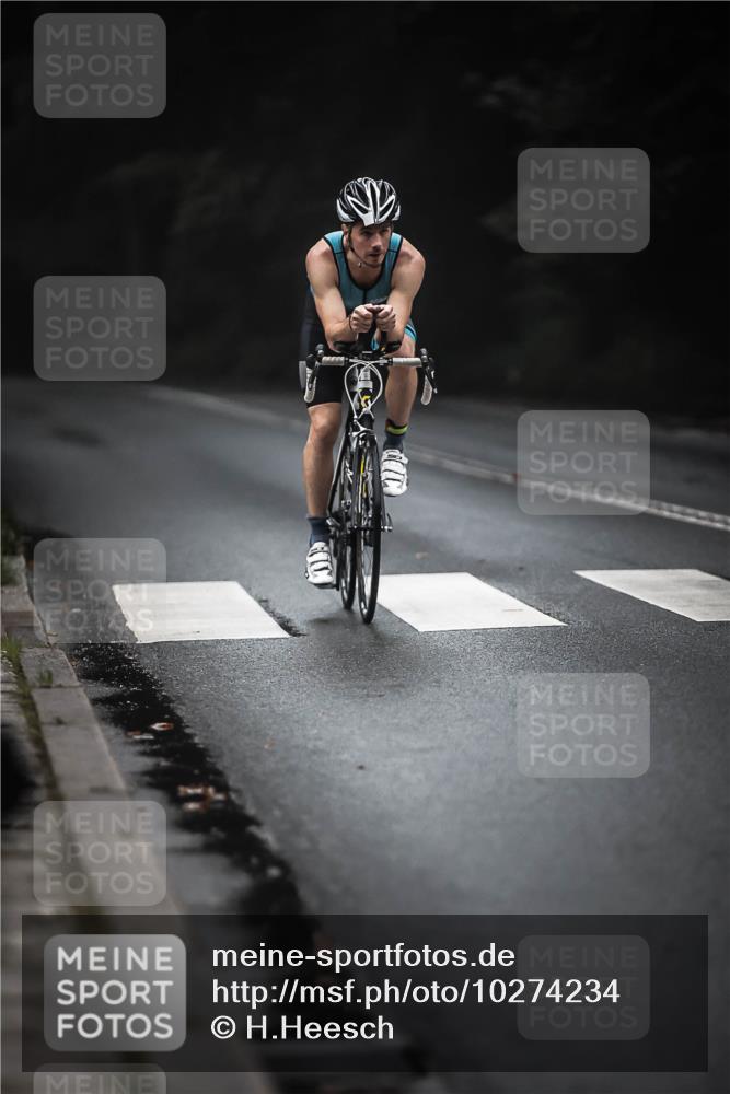 13.09.2026 - Stadtparktriathlon H.Heesch http://msf.ph/oto/10274234 13.09.2026 09:02:08 Radfahren 23, 39, 56, 113 meine-sportfotos.de