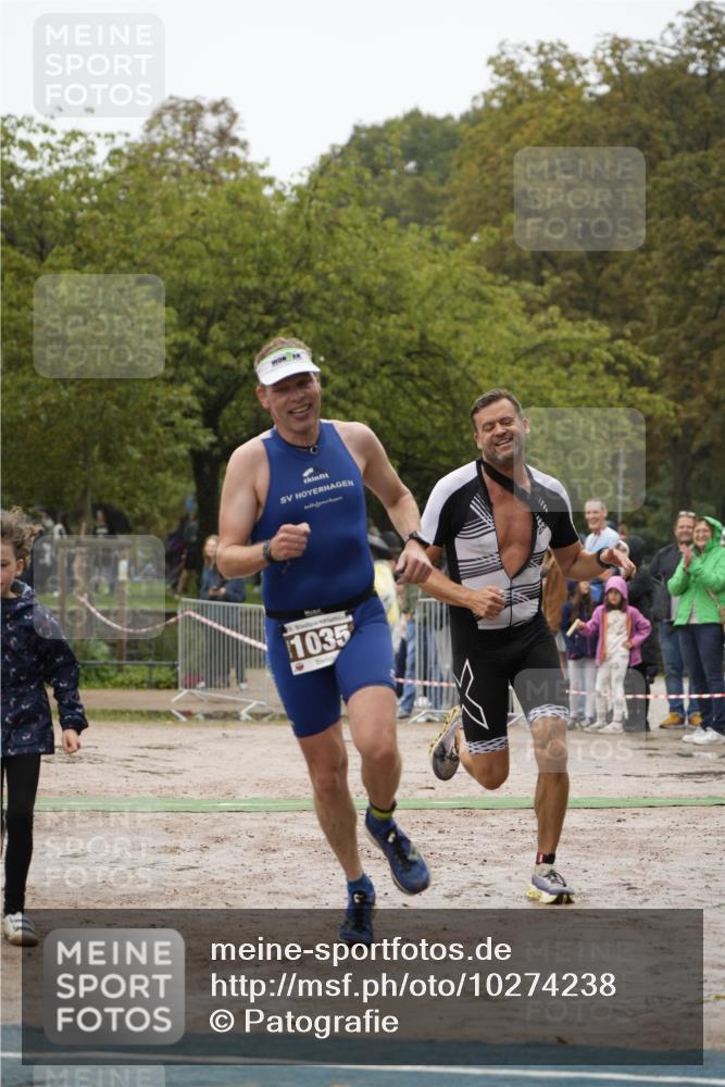 13.09.2026 - Stadtparktriathlon Patografie http://msf.ph/oto/10274238 13.09.2026 12:58:35 Ziel 849, 951, 1007, 1035, 1061 meine-sportfotos.de