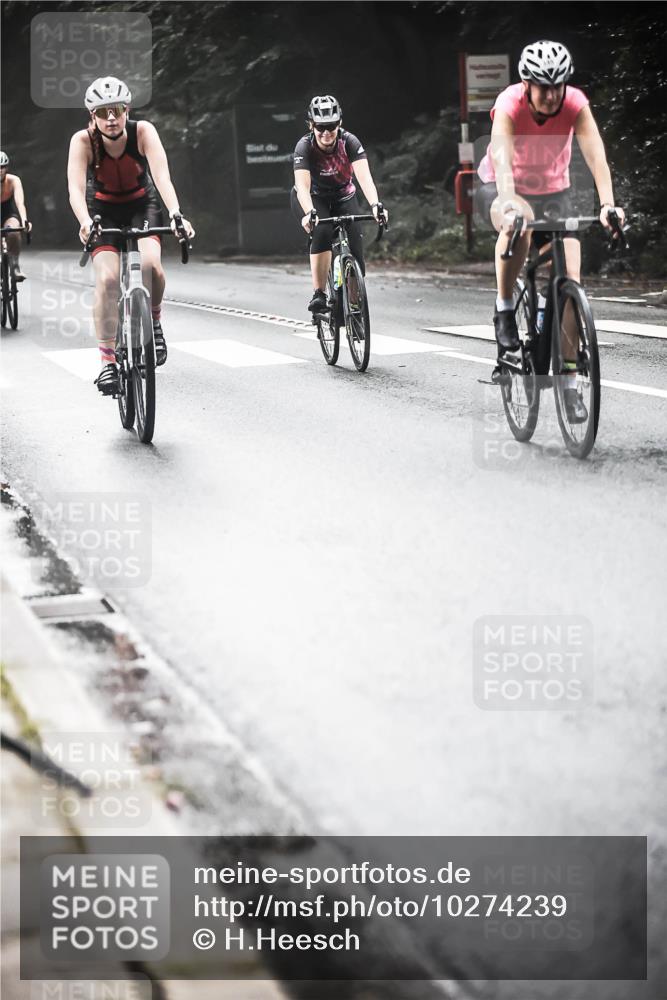13.09.2026 - Stadtparktriathlon H.Heesch http://msf.ph/oto/10274239 13.09.2026 10:29:05 Radfahren 334, 335, 354, 381, 419, 429, 432, 452 meine-sportfotos.de