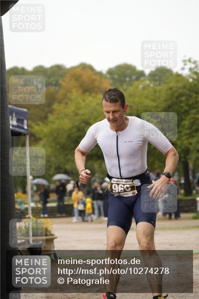 13.09.2026 - Stadtparktriathlon Patografie http://msf.ph/oto/10274278 13.09.2026 12:59:05 Ziel 966 meine-sportfotos.de