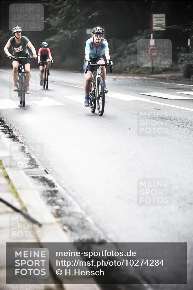 13.09.2026 - Stadtparktriathlon H.Heesch http://msf.ph/oto/10274284 13.09.2026 10:29:11 Radfahren 334, 335, 344, 381, 415, 419, 420, 429, 432, 460 meine-sportfotos.de