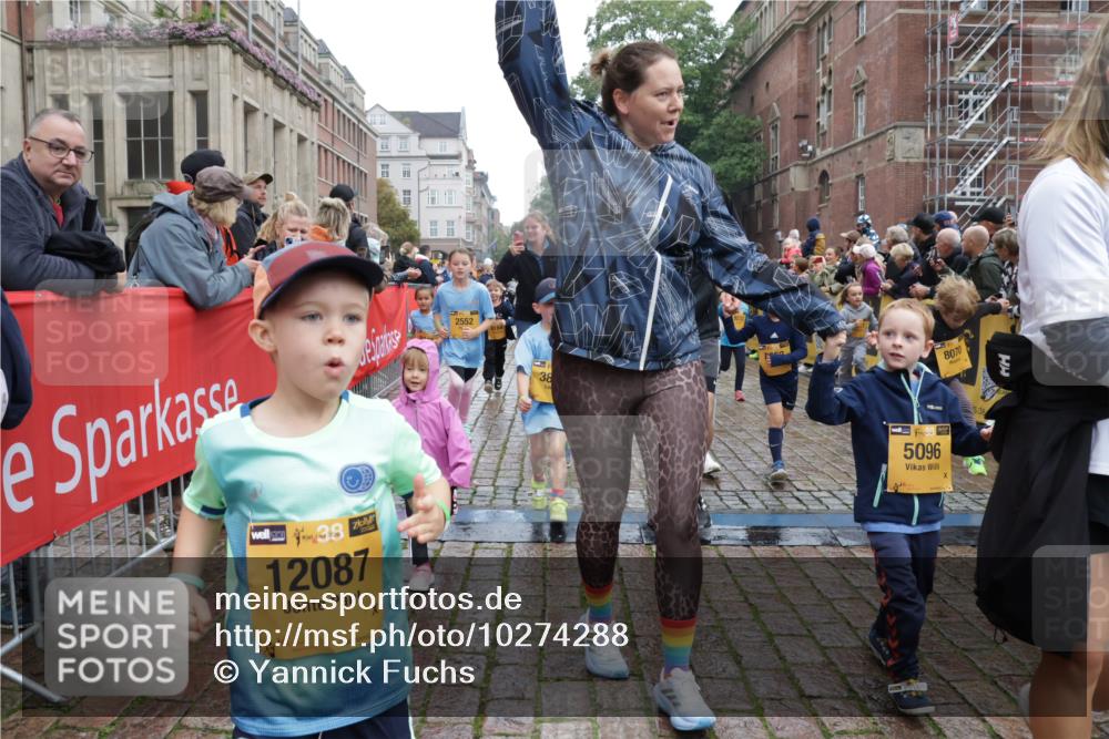 13.09.2026 - Kiel Lauf Yannick Fuchs http://msf.ph/oto/10274288 13.09.2026 08:36:48 Ziel 1031, 1128, 1470, 1808, 2464, 2581, 3088, 3098, 3651, 3809, 3887, 4697, 5667, 6145, 6357, 6479, 6813, 6983, 7059, 7153, 7633, 8662, 8771, 8995, 9251, 9591, 9958, 10438, 10753, 11853, 11935, 11945, 12317, 71, 308, 464, 465, 516, 569, 740, 858, 874, 923, 1407, 1648, 1727, 1829, 1875, 2310, 2328, 2464, 3088, 3246, 3434, 3532, 3656, 3689, 3868, 4002, 4007, 4473, 4495, 4500, 5481, 5486, 5499, 5658, 5842, 6101, 6143, 6308, 6452, 6469, 6470, 6474, 6475, 6491, 6983, 7059, 7128, 7136 meine-sportfotos.de