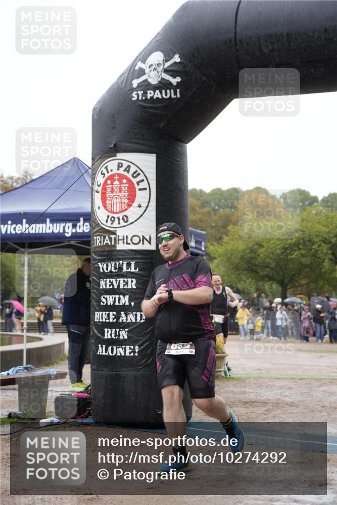 13.09.2026 - Stadtparktriathlon Patografie http://msf.ph/oto/10274292 13.09.2026 12:59:19 Ziel 852, 955 meine-sportfotos.de