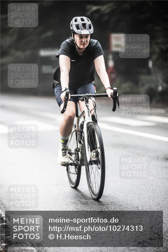 13.09.2026 - Stadtparktriathlon H.Heesch http://msf.ph/oto/10274313 13.09.2026 10:29:16 Radfahren 234, 344, 415, 419, 420, 460 meine-sportfotos.de