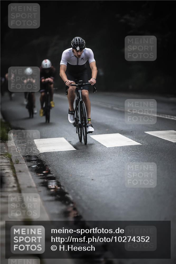 13.09.2026 - Stadtparktriathlon H.Heesch http://msf.ph/oto/10274352 13.09.2026 09:02:40 Radfahren 19, 42, 54, 57, 71 meine-sportfotos.de