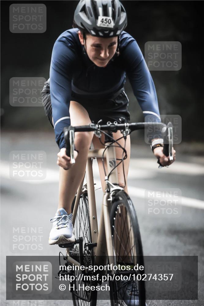 13.09.2026 - Stadtparktriathlon H.Heesch http://msf.ph/oto/10274357 13.09.2026 10:29:24 Radfahren 234, 242, 283, 380, 398, 450 meine-sportfotos.de
