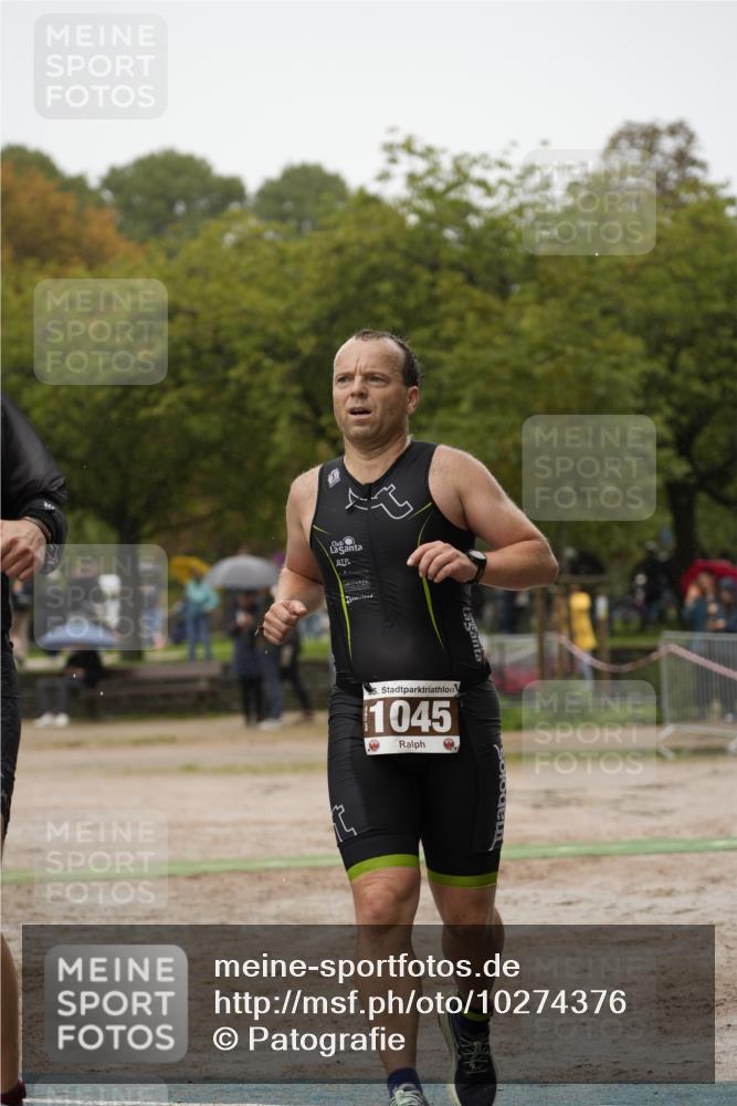 13.09.2026 - Stadtparktriathlon Patografie http://msf.ph/oto/10274376 13.09.2026 13:00:11 Ziel 841, 880, 1045 meine-sportfotos.de