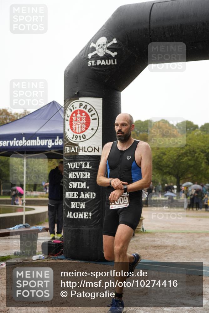 13.09.2026 - Stadtparktriathlon Patografie http://msf.ph/oto/10274416 13.09.2026 13:00:32 Ziel 1009 meine-sportfotos.de