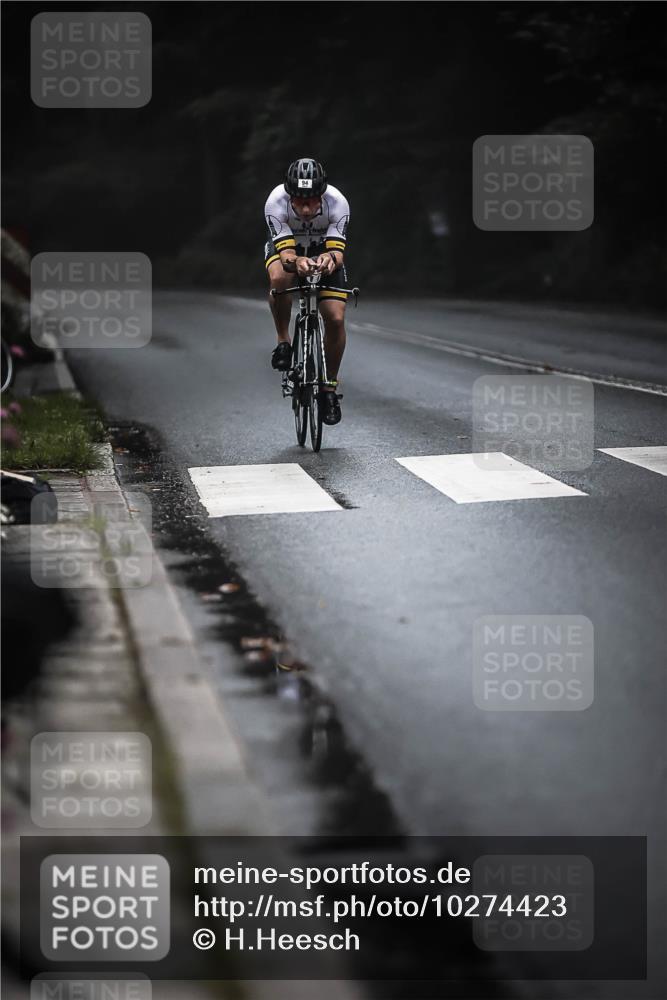 13.09.2026 - Stadtparktriathlon H.Heesch http://msf.ph/oto/10274423 13.09.2026 09:02:49 Radfahren 57, 93, 94 meine-sportfotos.de