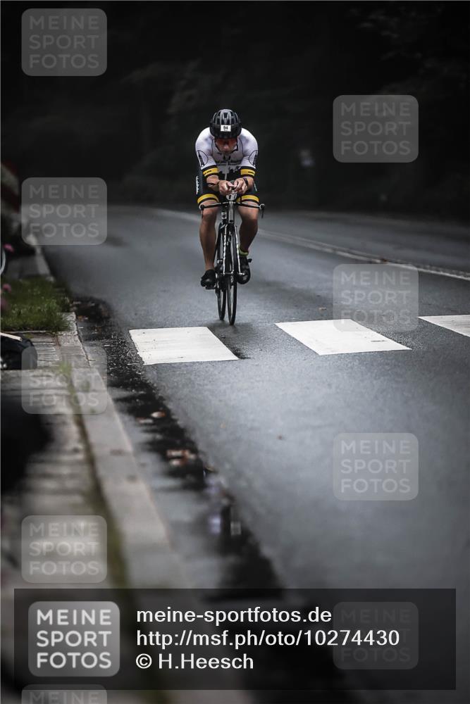 13.09.2026 - Stadtparktriathlon H.Heesch http://msf.ph/oto/10274430 13.09.2026 09:02:49 Radfahren 57, 93, 94 meine-sportfotos.de