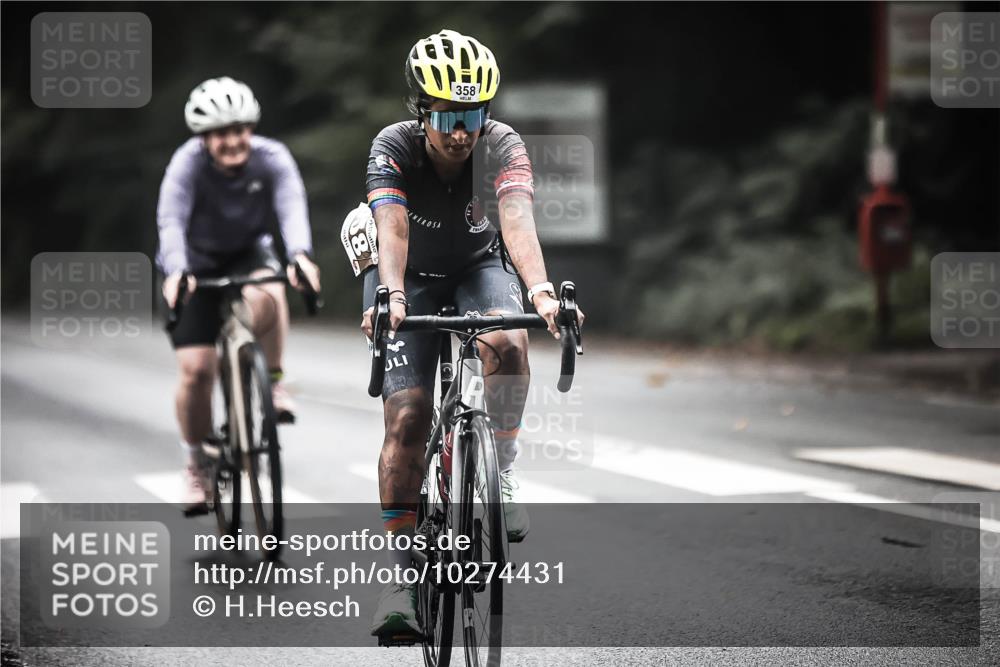 13.09.2026 - Stadtparktriathlon H.Heesch http://msf.ph/oto/10274431 13.09.2026 10:29:40 Radfahren 265, 308, 358, 390, 392 meine-sportfotos.de