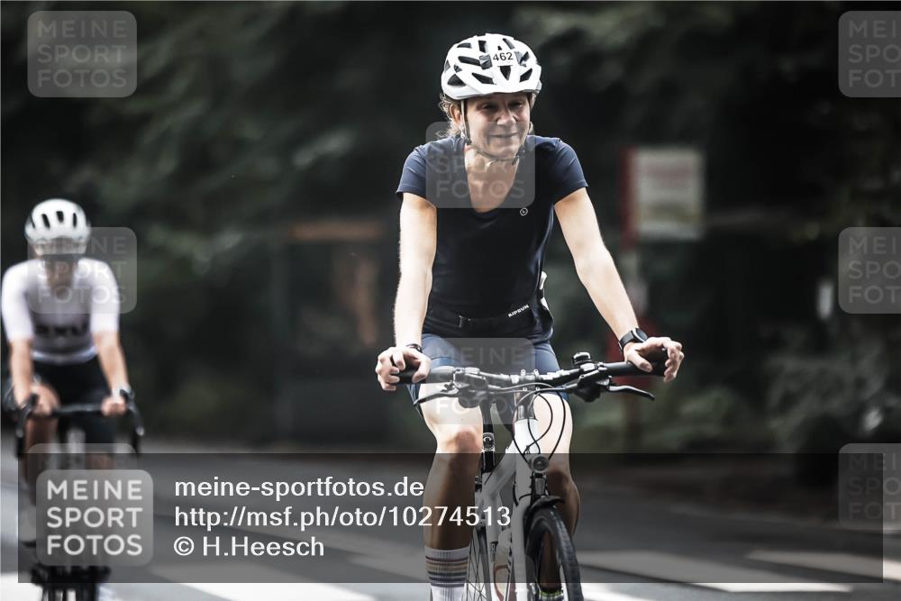 13.09.2026 - Stadtparktriathlon H.Heesch http://msf.ph/oto/10274513 13.09.2026 10:29:51 Radfahren 237, 298, 353, 410, 462 meine-sportfotos.de