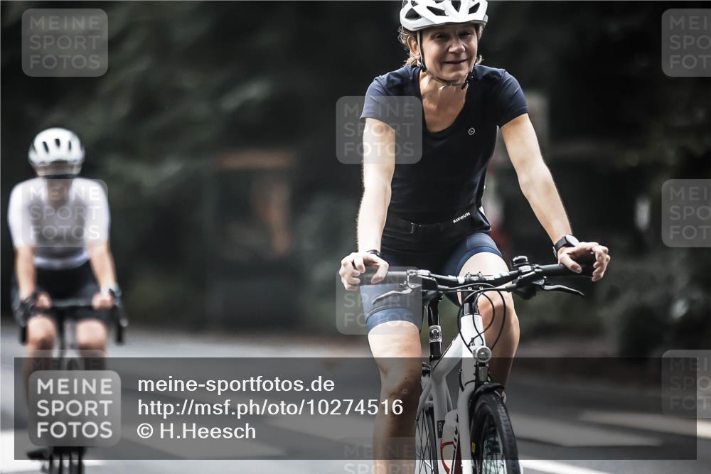 13.09.2026 - Stadtparktriathlon H.Heesch http://msf.ph/oto/10274516 13.09.2026 10:29:52 Radfahren 223, 237, 298, 353, 410, 462 meine-sportfotos.de