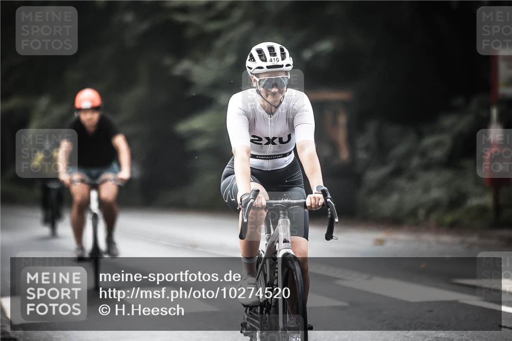 13.09.2026 - Stadtparktriathlon H.Heesch http://msf.ph/oto/10274520 13.09.2026 10:29:52 Radfahren 223, 237, 298, 353, 410, 462 meine-sportfotos.de