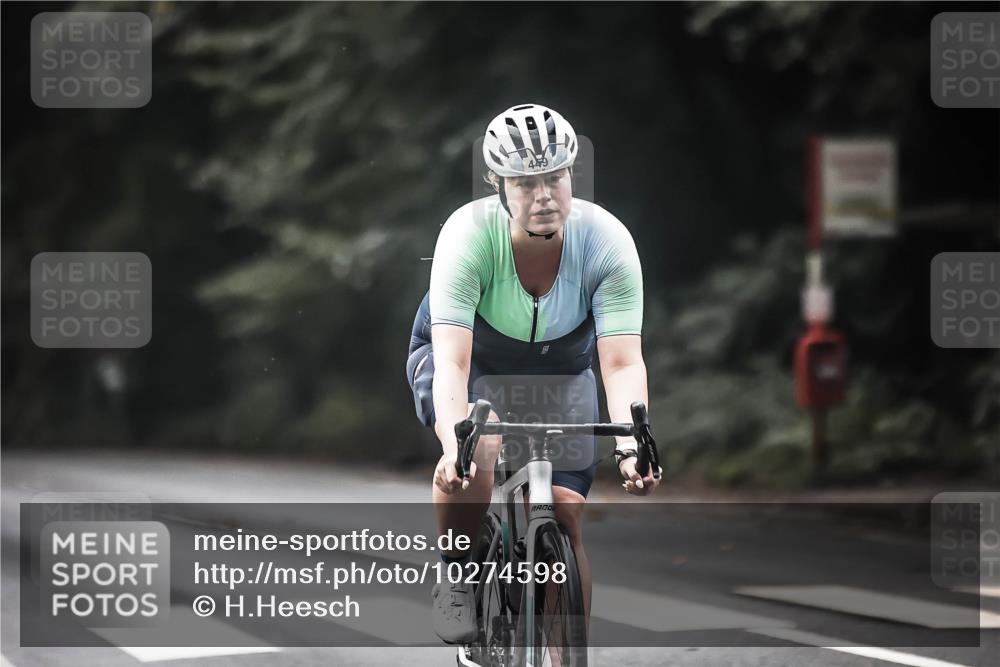 13.09.2026 - Stadtparktriathlon H.Heesch http://msf.ph/oto/10274598 13.09.2026 10:30:01 Radfahren 223, 298, 449 meine-sportfotos.de
