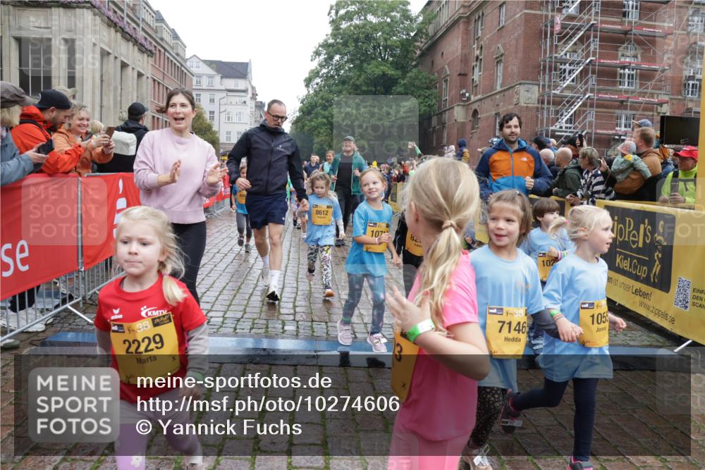 13.09.2026 - Kiel Lauf Yannick Fuchs http://msf.ph/oto/10274606 13.09.2026 08:37:01 Ziel 581, 873, 910, 2552, 2581, 3495, 3815, 5096, 5275, 6145, 6259, 6440, 6817, 6936, 7784, 7838, 8070, 8211, 8243, 8471, 8650, 8653, 8662, 9028, 9233, 9762, 11206, 11563, 11800, 12087, 12317, 516, 874, 1031, 1128, 1407, 1470, 1727, 1808, 2464, 2581, 3088, 3098, 3246, 3532, 3651, 3809, 3868, 3887, 4697, 5658, 5667, 6145, 6308, 6357, 6452, 6469, 6470, 6474, 6475, 6479, 6813, 6983, 7059, 7136, 7153, 7633, 8662, 8771, 8995, 9251, 9591, 9958, 1055, 2229, 4018, 4705, 5617, 7146, 7176 meine-sportfotos.de