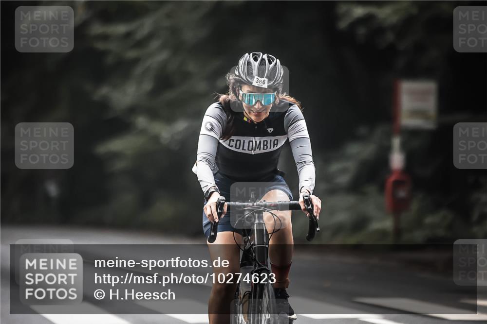 13.09.2026 - Stadtparktriathlon H.Heesch http://msf.ph/oto/10274623 13.09.2026 10:30:08 Radfahren 294, 386 meine-sportfotos.de