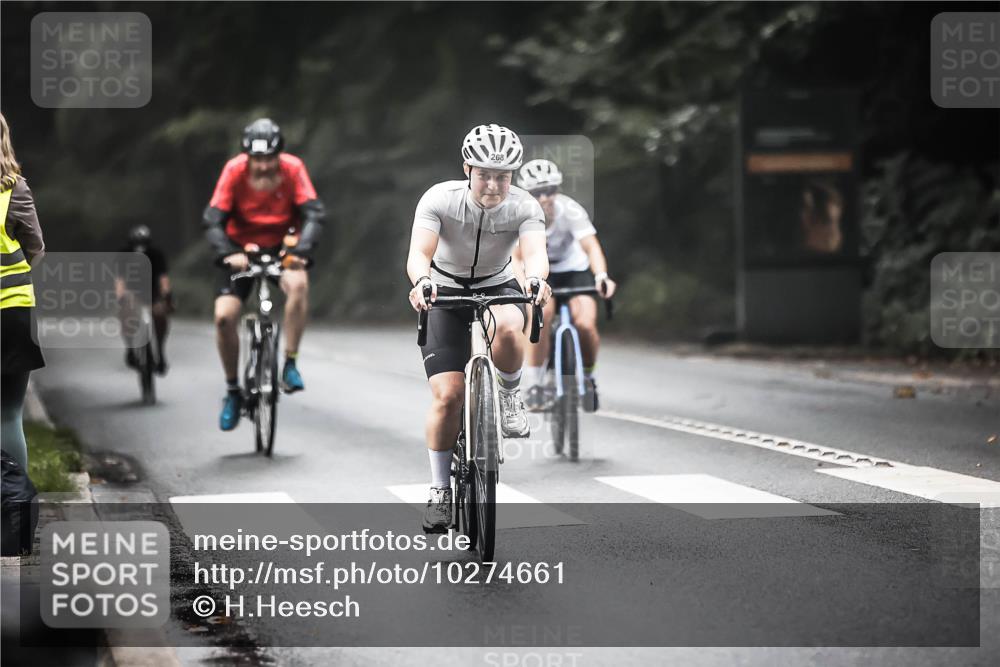 13.09.2026 - Stadtparktriathlon H.Heesch http://msf.ph/oto/10274661 13.09.2026 10:30:19 Radfahren 268, 276, 294, 299, 303, 464 meine-sportfotos.de