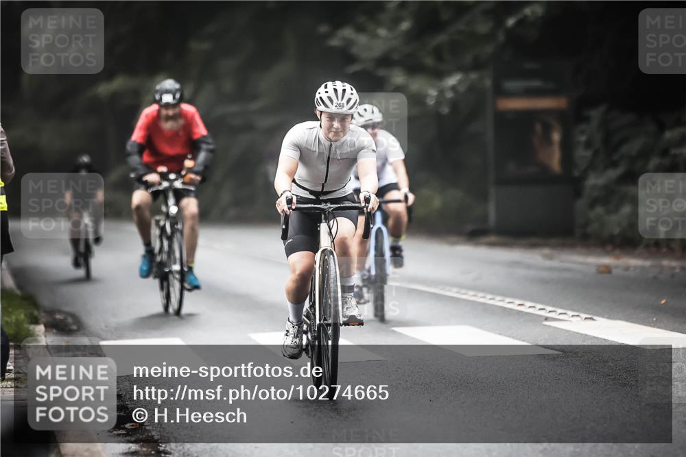 13.09.2026 - Stadtparktriathlon H.Heesch http://msf.ph/oto/10274665 13.09.2026 10:30:19 Radfahren 268, 276, 294, 299, 303, 464 meine-sportfotos.de