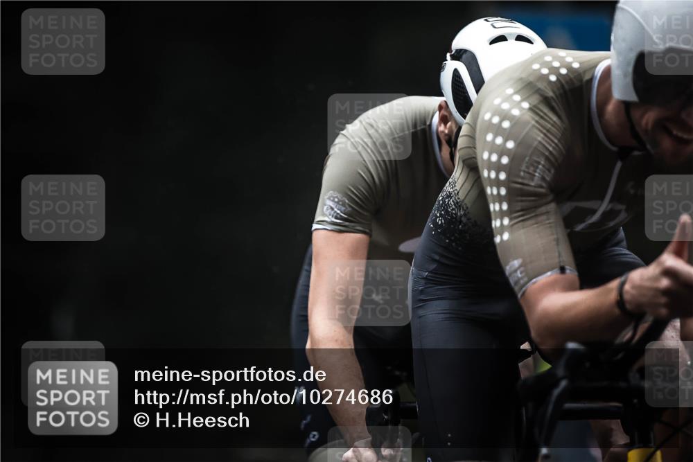 13.09.2026 - Stadtparktriathlon H.Heesch http://msf.ph/oto/10274686 13.09.2026 09:04:03 Radfahren 80 meine-sportfotos.de