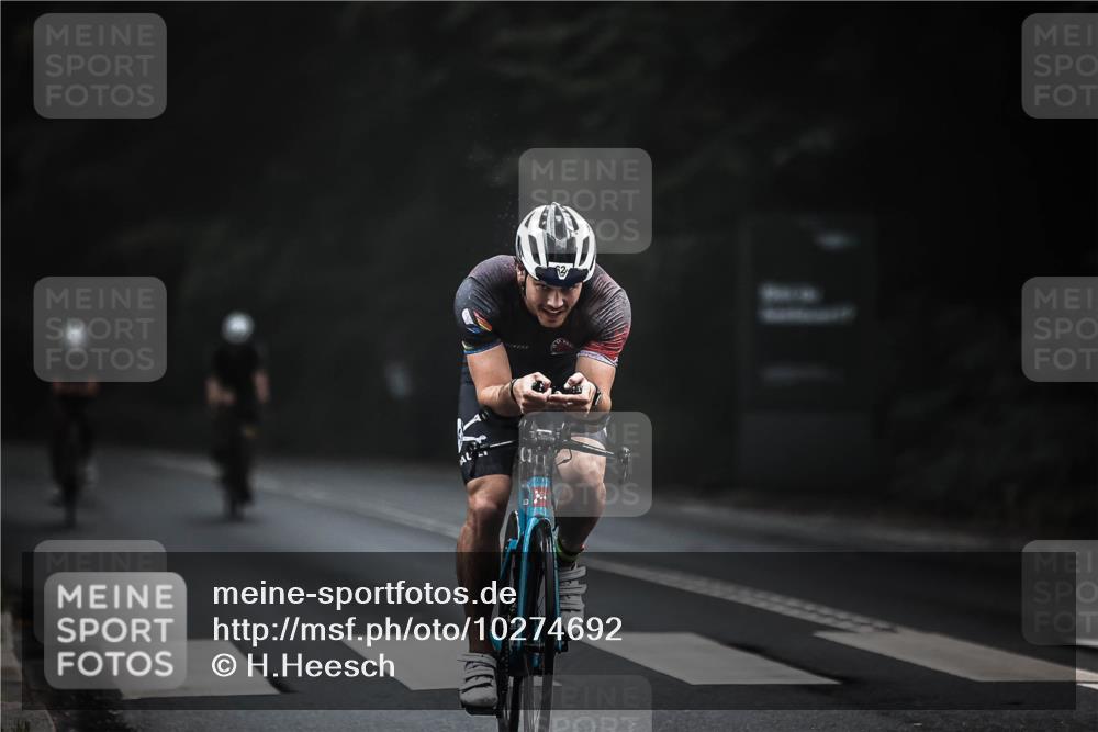 13.09.2026 - Stadtparktriathlon H.Heesch http://msf.ph/oto/10274692 13.09.2026 09:04:10 Radfahren 62, 98, 103 meine-sportfotos.de