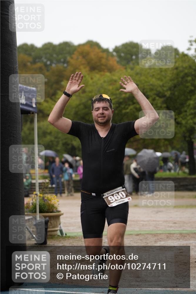 13.09.2026 - Stadtparktriathlon Patografie http://msf.ph/oto/10274711 13.09.2026 13:03:37 Ziel 960, 1054 meine-sportfotos.de