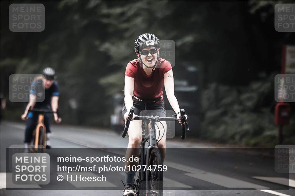13.09.2026 - Stadtparktriathlon H.Heesch http://msf.ph/oto/10274759 13.09.2026 10:30:44 Radfahren 324, 461 meine-sportfotos.de