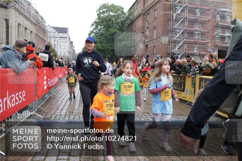 13.09.2026 - Kiel Lauf Yannick Fuchs http://msf.ph/oto/10274821 13.09.2026 08:37:09 Ziel 82, 873, 910, 1055, 1283, 2552, 3495, 3815, 4018, 5096, 5275, 5288, 5617, 6259, 6440, 6817, 7146, 7176, 7838, 8070, 8184, 8211, 8243, 8258, 8471, 8612, 8650, 8653, 9233, 9303, 9422, 9586, 10221, 10714, 11206, 11563, 11800, 11806, 12087, 581, 1031, 1128, 1470, 1808, 2464, 2581, 3088, 3098, 3495, 3651, 3809, 3887, 4697, 5667, 6145, 6259, 6357, 6479, 6813, 6936, 6983, 7059, 7153, 7633, 7784, 8211, 8662, 8771, 8995, 9028, 9251, 9591, 9762, 9958, 2229, 4705 meine-sportfotos.de