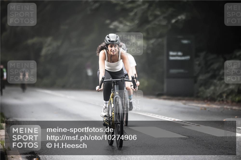 13.09.2026 - Stadtparktriathlon H.Heesch http://msf.ph/oto/10274906 13.09.2026 10:31:25 Radfahren 246, 319 meine-sportfotos.de