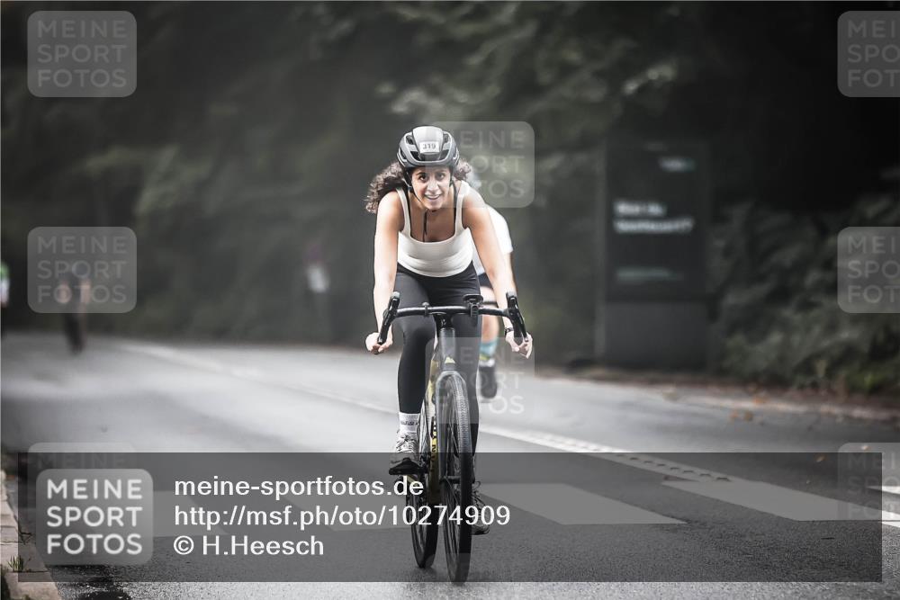 13.09.2026 - Stadtparktriathlon H.Heesch http://msf.ph/oto/10274909 13.09.2026 10:31:25 Radfahren 246, 319 meine-sportfotos.de