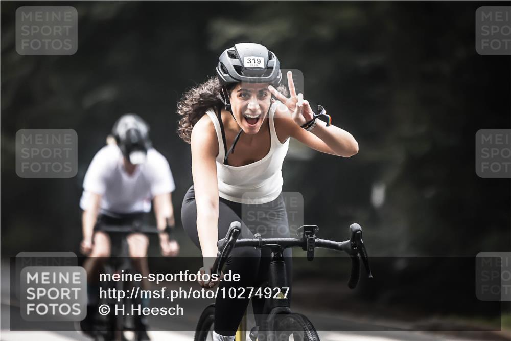 13.09.2026 - Stadtparktriathlon H.Heesch http://msf.ph/oto/10274927 13.09.2026 10:31:26 Radfahren 246, 319 meine-sportfotos.de
