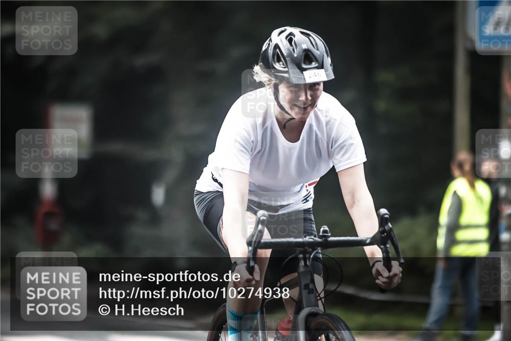 13.09.2026 - Stadtparktriathlon H.Heesch http://msf.ph/oto/10274938 13.09.2026 10:31:27 Radfahren 246, 319 meine-sportfotos.de