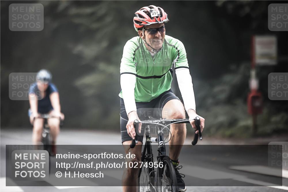 13.09.2026 - Stadtparktriathlon H.Heesch http://msf.ph/oto/10274956 13.09.2026 10:31:34 Radfahren 256, 297, 401, 442 meine-sportfotos.de